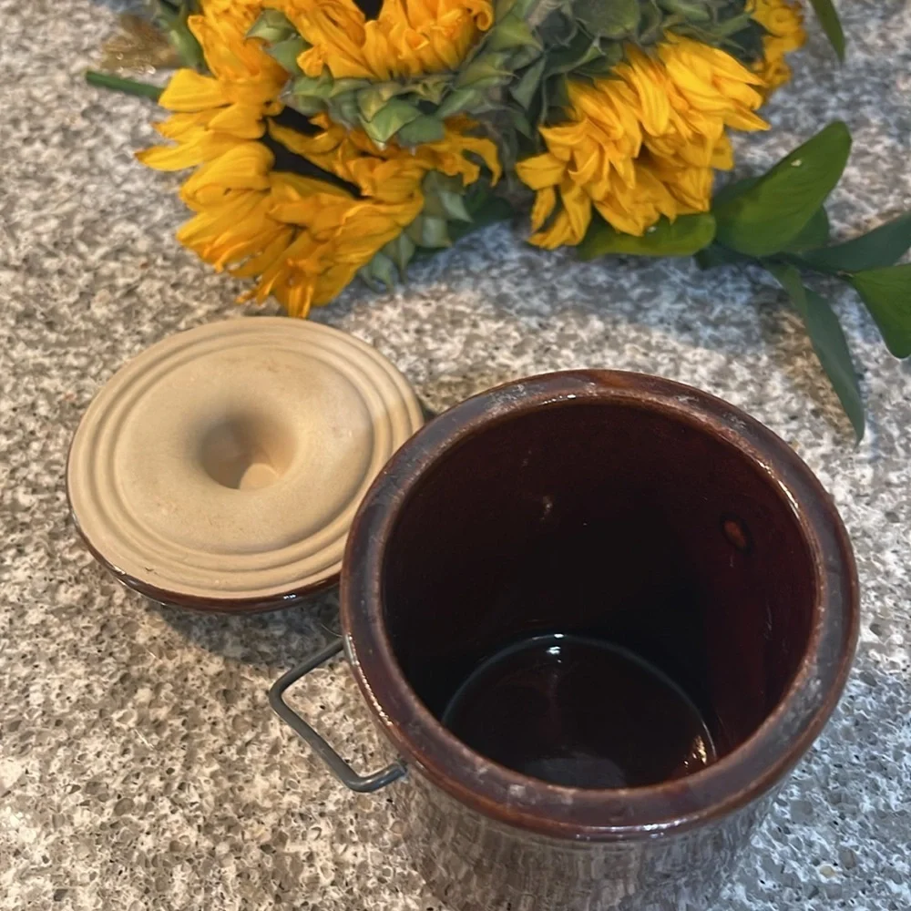 Brown Ceramic Food Storage Canister with Metal Latch